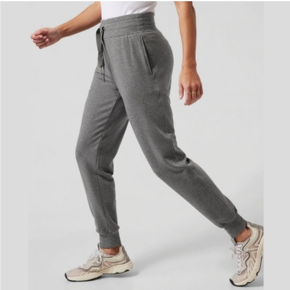 Athleta Balance Gray Joggers, Size M